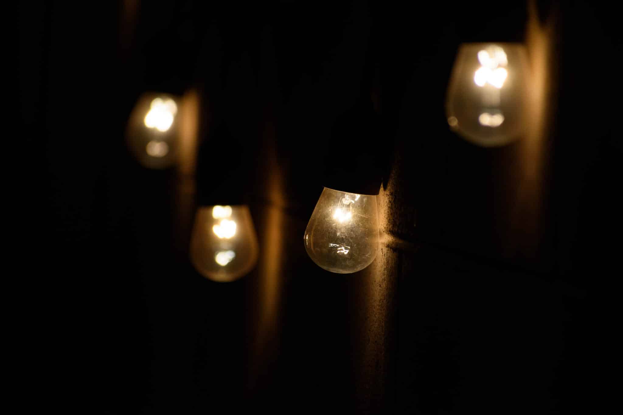Electric Mysteries, Lightbulb.